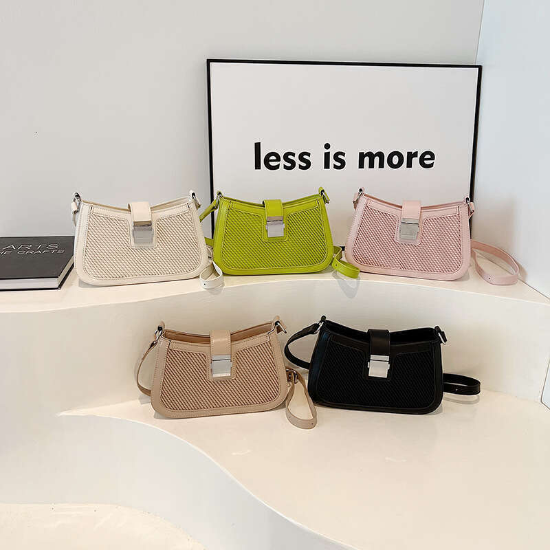 Minimalist Texture Shoulder Niche Design 2024 New Trend Casual Crossbody Fashion Underarm Women's Bag GUHUISHU