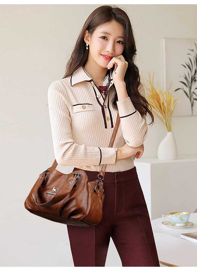 Free Shipping 2025 New Designer Bag Fashionable Multi Compartment Handbag Women's Outdoor Beach Bag Large Capacity Soft Trendy Shoulder Bag