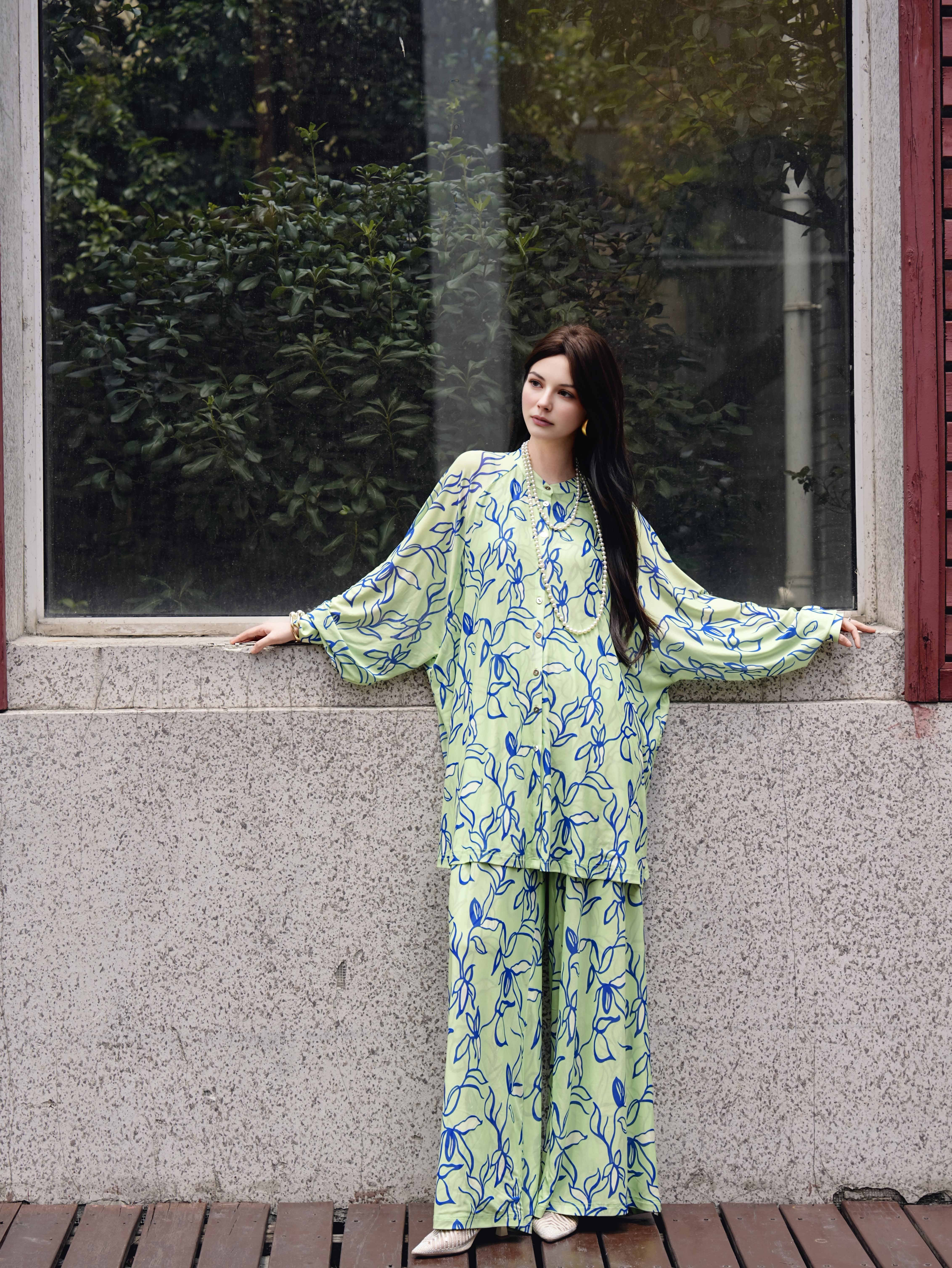 HZHJ new original designer style leaf suit pants appear white and thin, high-end and light luxury