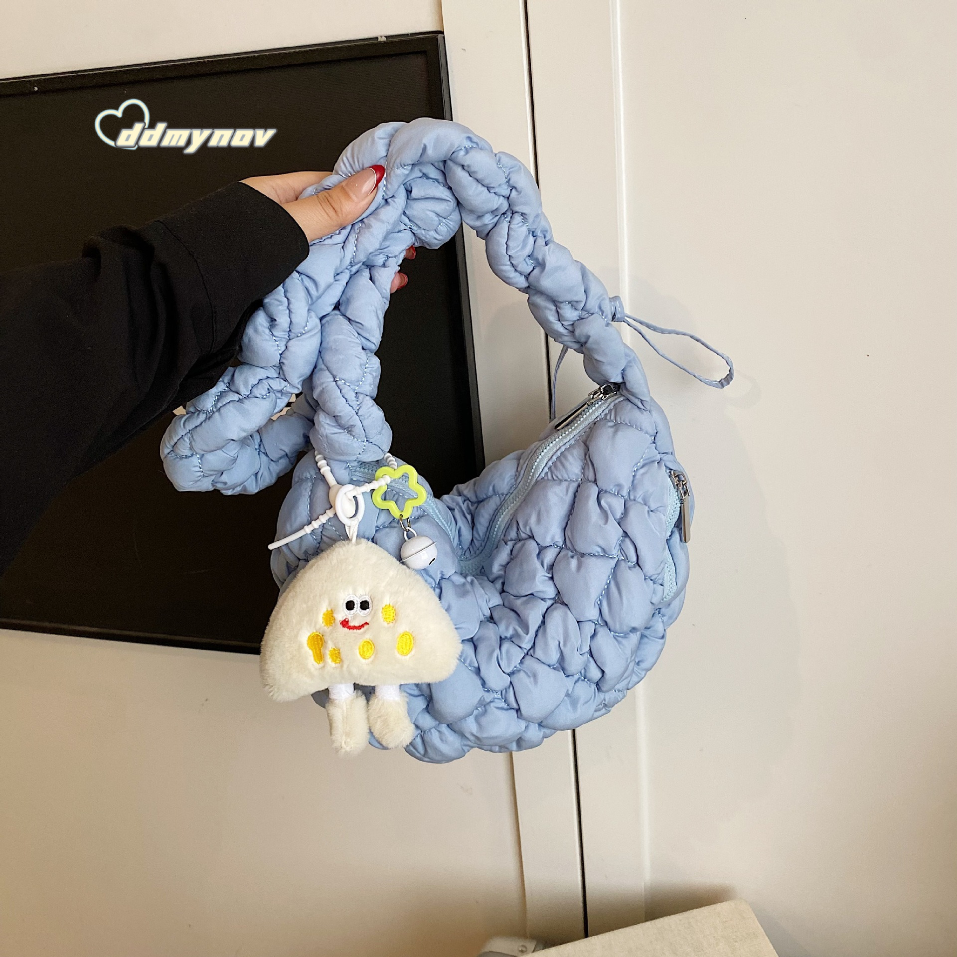 Autumn Winter Versatile High-End Niche Crossbody for Women 2025 New Gradient Color Pleated Cloud Bag ddmynov