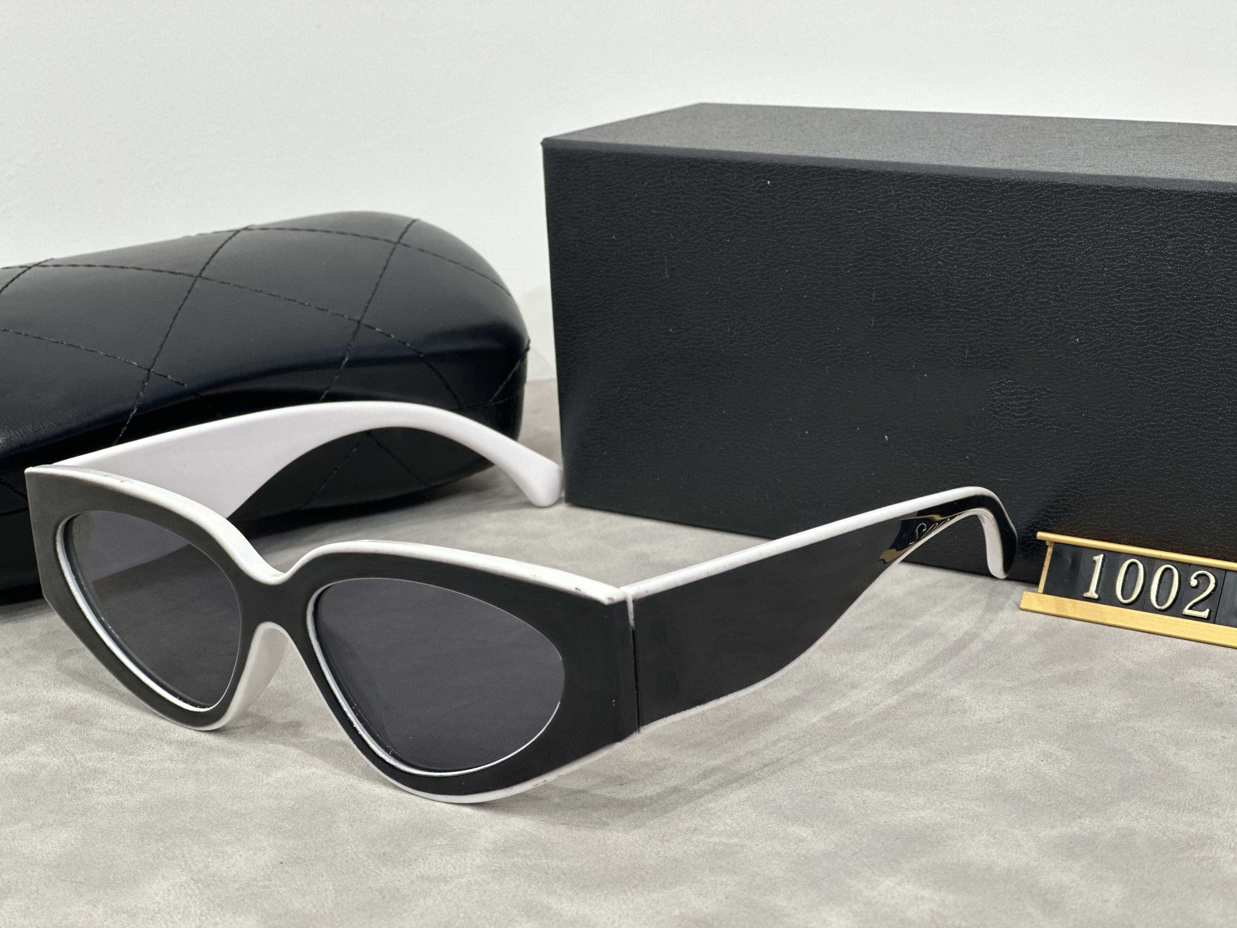 Luxury designer Sunglasses for Women men Fashion Small Frame Trend Sun Glasses Brand New designer sunglasses Womens Eyewear 9134B