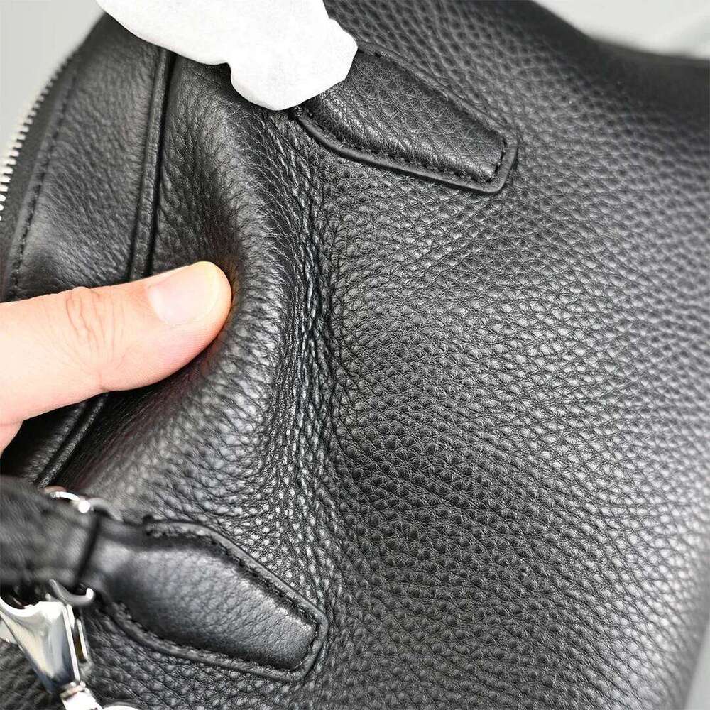 26Cm Genuine Leather Handbag With Top Layer Cowhide New Women Shoulder Crossbody Bag Versatile Commuting Soft Texture