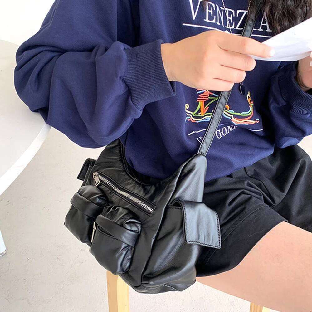 Women Leather Tote Handbag Large Capacity PU Satchel Sling Versatile Top Handle Crossbody Hobo Bag Girl Stylish Purse