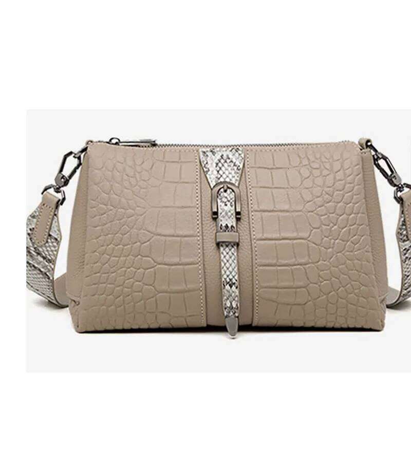 Genuine Leather Crossbody Wide Strap Women's 2025 New Fashionable Shoulder Bag Versatile 2025/06/10