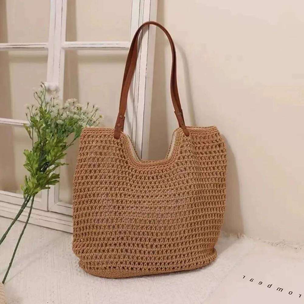 Leisure And Artistic Style Hollowed Out Single Shoulder Tote Grass Woven Bag, Versatile Daily Lazy Women's Bag