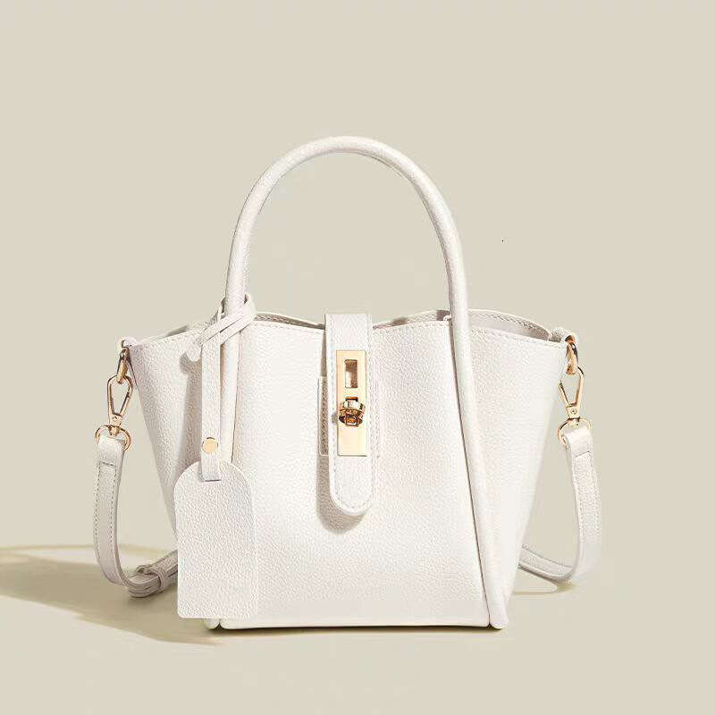 2025 New High-End Commuter Bucket Tote Basket Casual Versatile Outdoor Handbag Shoulder Crossbody Bag