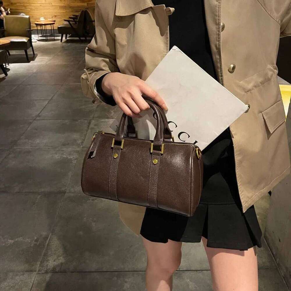 This Year's Popular Boston Women's Large Capacity 2024 New Autumn And Winter Casual Crossbody Handbag Pillow Bag