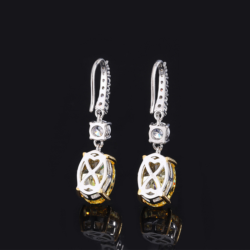 Women's Designer Accessory: Stylish S925 Silver Briolette CZ Pendants for Glittering Fashion