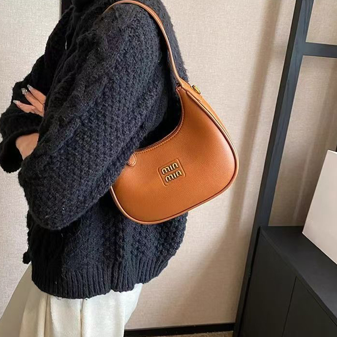 Designer Shoulder Bag Luxury Top Quality Womens Fashion Bag messenger fashionable crossbody Underarm bag Half moon bag lassical Handbag 266