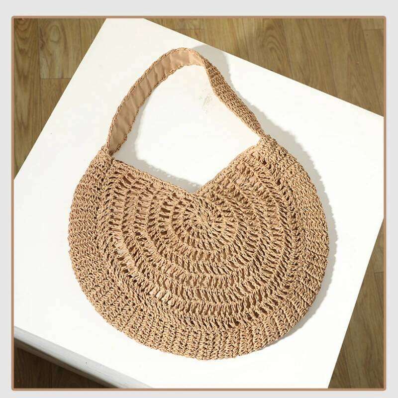 New Summer Round Straw Handbag Simple Large Capacity Pure Hand Woven Shoulder Bag