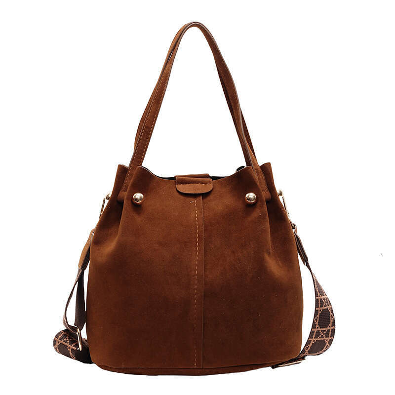 Trendy Bags This Year: Bucket For Women 2025 New High-End Shoulder Summer Versatile Wide Strap Crossbody Bag
