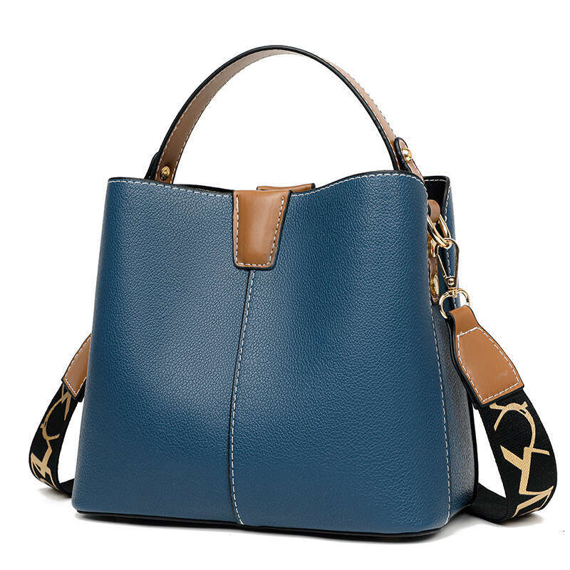 Handbag 2025 Spring New Shoulder Casual Large Capacity Crossbody Bucket Korean Fashion Women's Bag