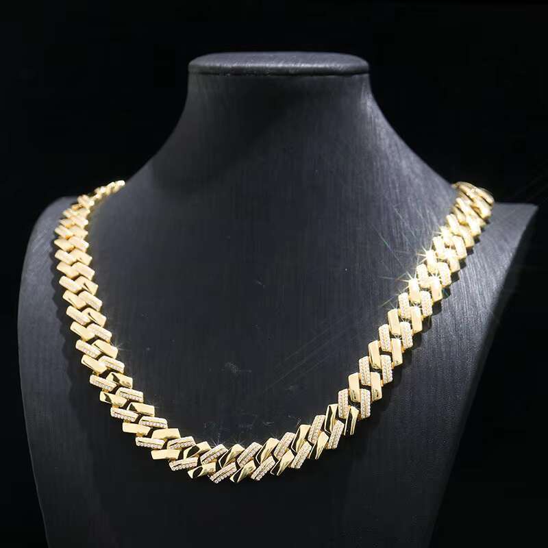 OACOCA Sterling Silver Necklace 18k Plated Moissanite