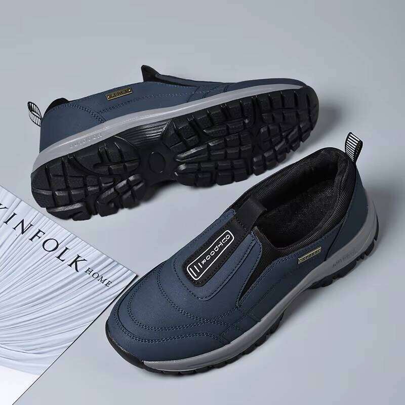 Factory Direct Sales Light Weight Anti Loafers Plus Size slip on Men Casual Comfortable Walking Shoes