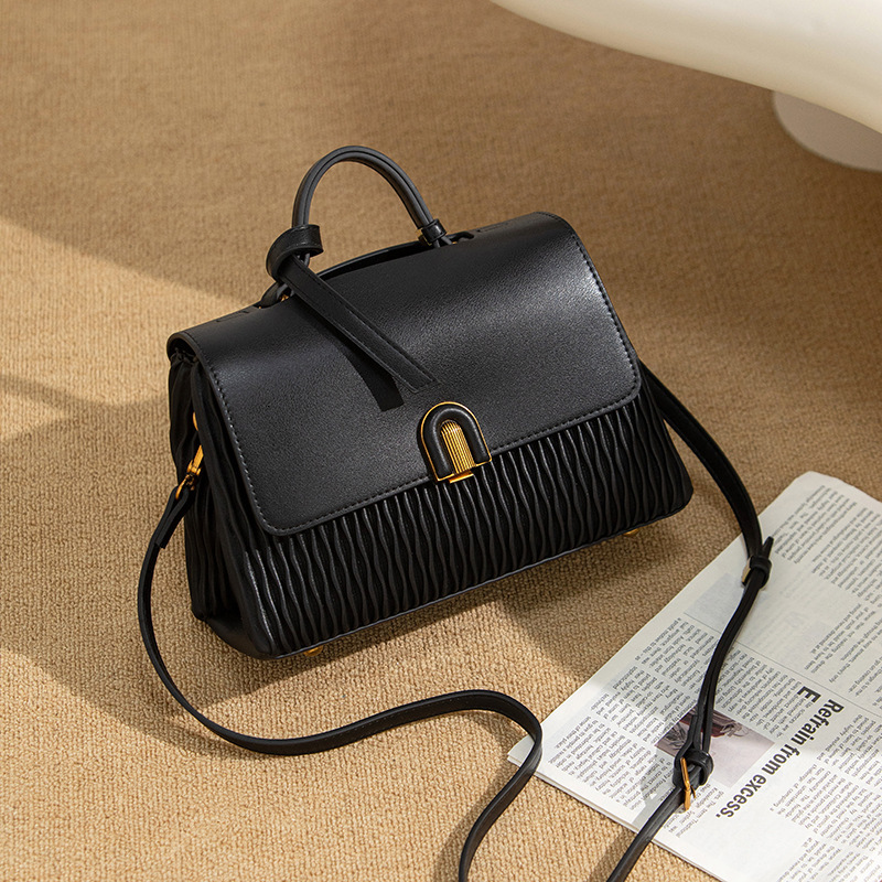 New Single Shoulder Women, Fashionable Pleated Large Capacity Handbag, Elegant Soft Leather Commuter Crossbody Bag for Women