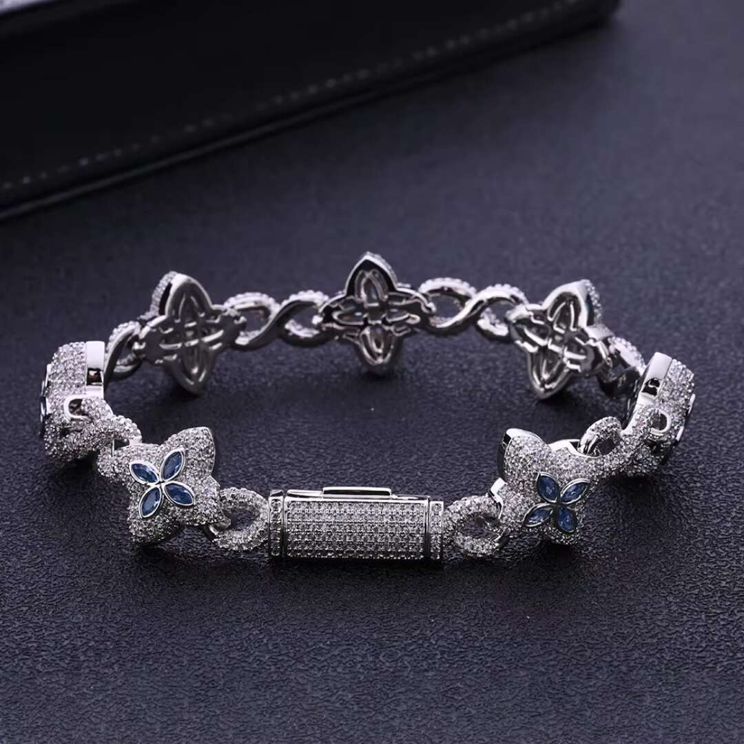 New Elegant Beautiful VVS Moissanite Diamond Icedout Four Leaf Clover Infinity Link Sterling Silver Gold Jewelry Bracelet