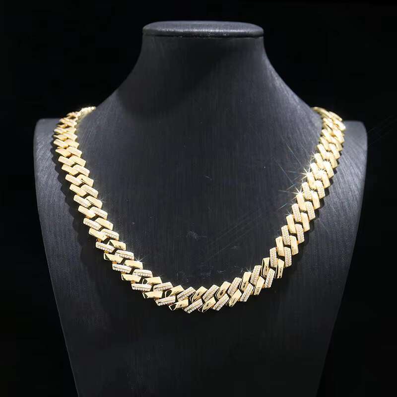 OACOCA Sterling Silver Necklace 18k Plated Moissanite