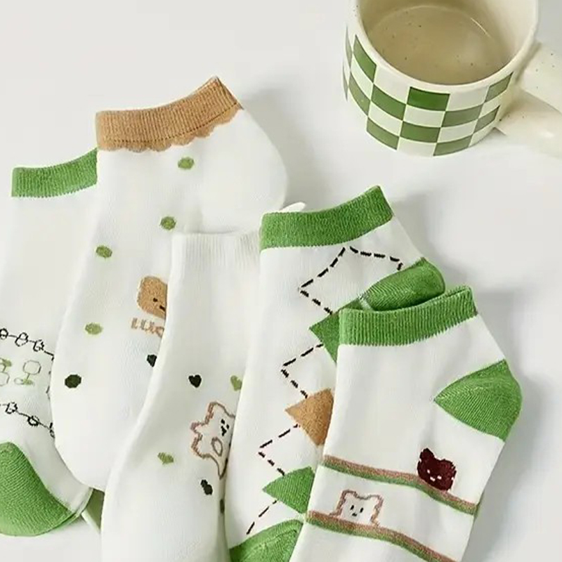 Soft Japanese Cartoon Geometric Low-Cut Boat Socks - Breathable Fabric Green Accents