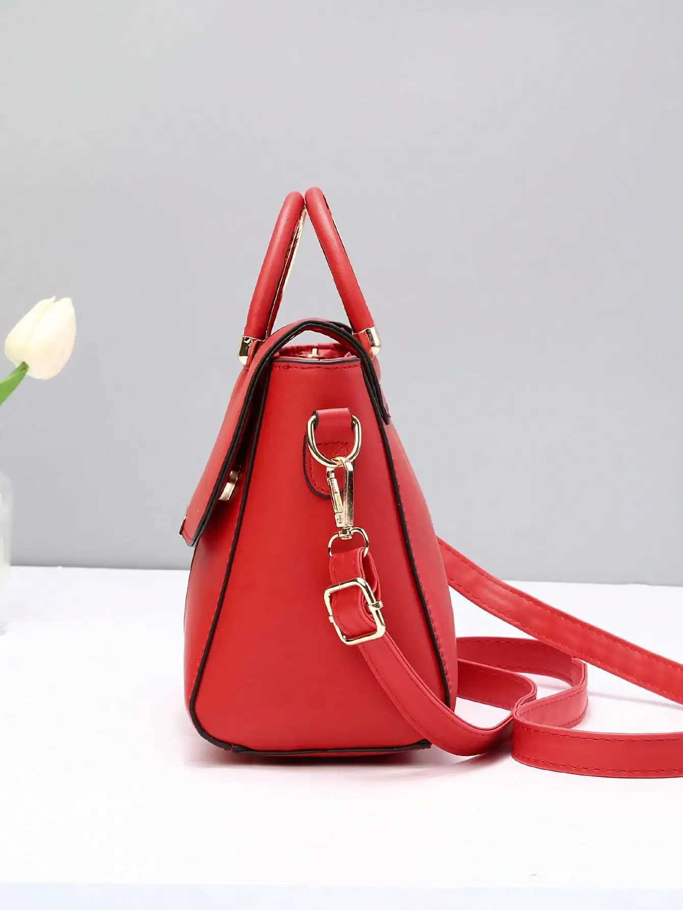 Large capacity collage crossbody bag a fashionable and multifunctional minimalist womens bag with a casual style Y250607