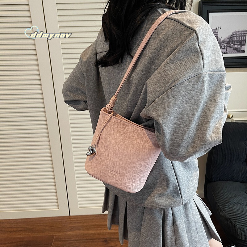 Trendy Fashion Litchi Grain Bucket for Women 2025 New Versatile Solid Color Simple Shoulder Stylish Casual Crossbody Bag ddmynov