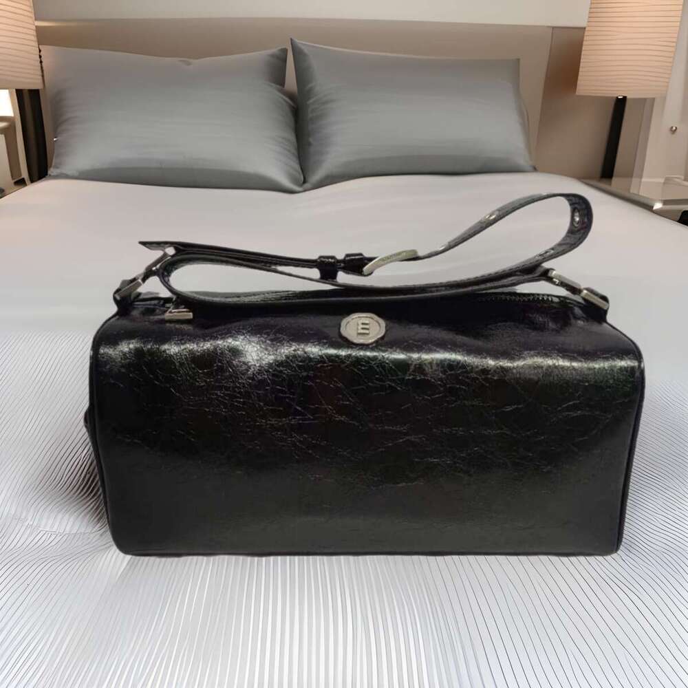 Korean Minseok Lim Minitmute Caviar Pattern Genuine Leather Pillow Handheld Boston Crossbody Shoulder Bag