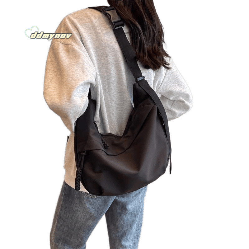 2025Dumpling for Women New Sports Casual Oxford Cloth Shoulder Versatile Crossbody Travel Large Capacity Crescent Bag ddmynov