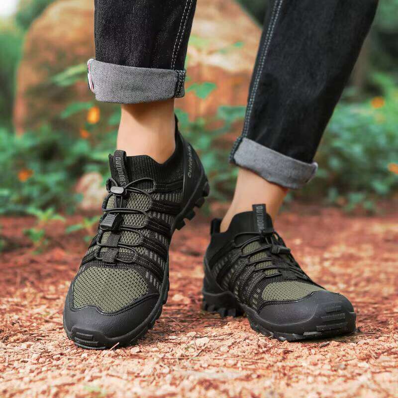 New Outdoor Flying Weave Men Tracing Creek Mountaineering and Hiking Unisex Shoes
