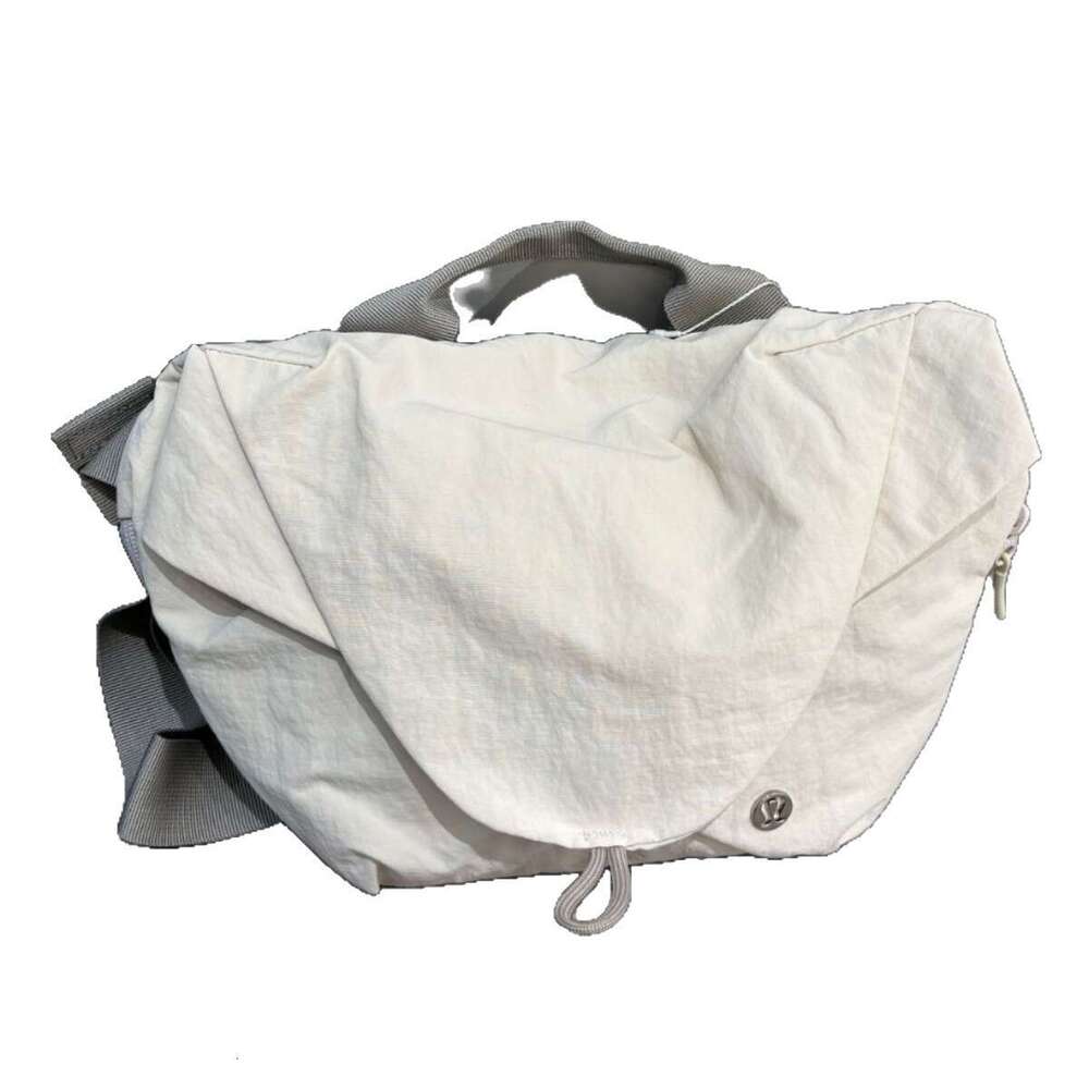 Curved 3L Magnetic Casual Sports Crossbody Unisex Fitness Waist Cycling Bag Trendy