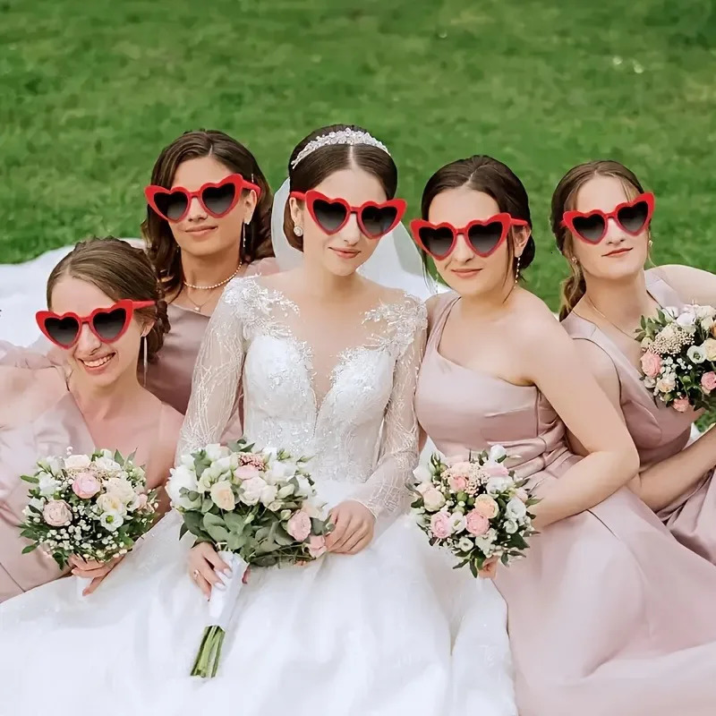 40pcs Fun and Stylish Large Frame Heart-Shaped Glasses - Perfect for Weddings Balls and Couples Parties 250530