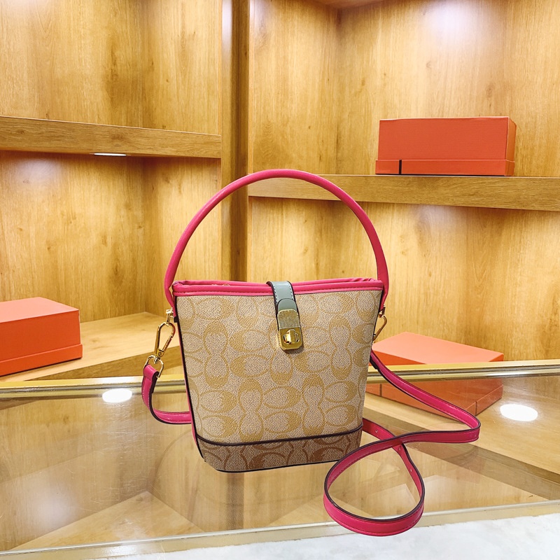Free Shipping 2025 Designer Women's Luxury French Fashion Shoulder Bag Retro Bucket Bag
