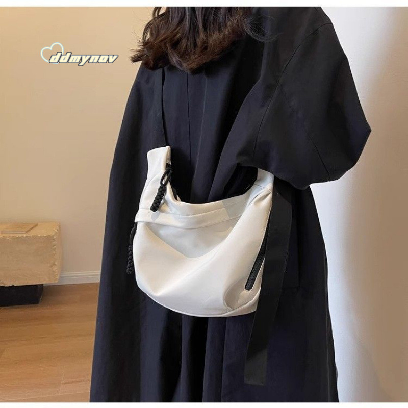 2025Dumpling for Women New Sports Casual Oxford Cloth Shoulder Versatile Crossbody Travel Large Capacity Crescent Bag ddmynov