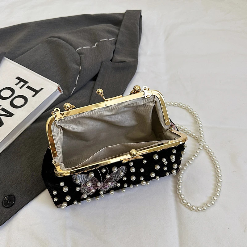 Artificial Pearl Inlaid Shoulder Bag Metal Chain Messenger Lady Banquet Shell Fashion Butterfly ner Evening Handbag 250605