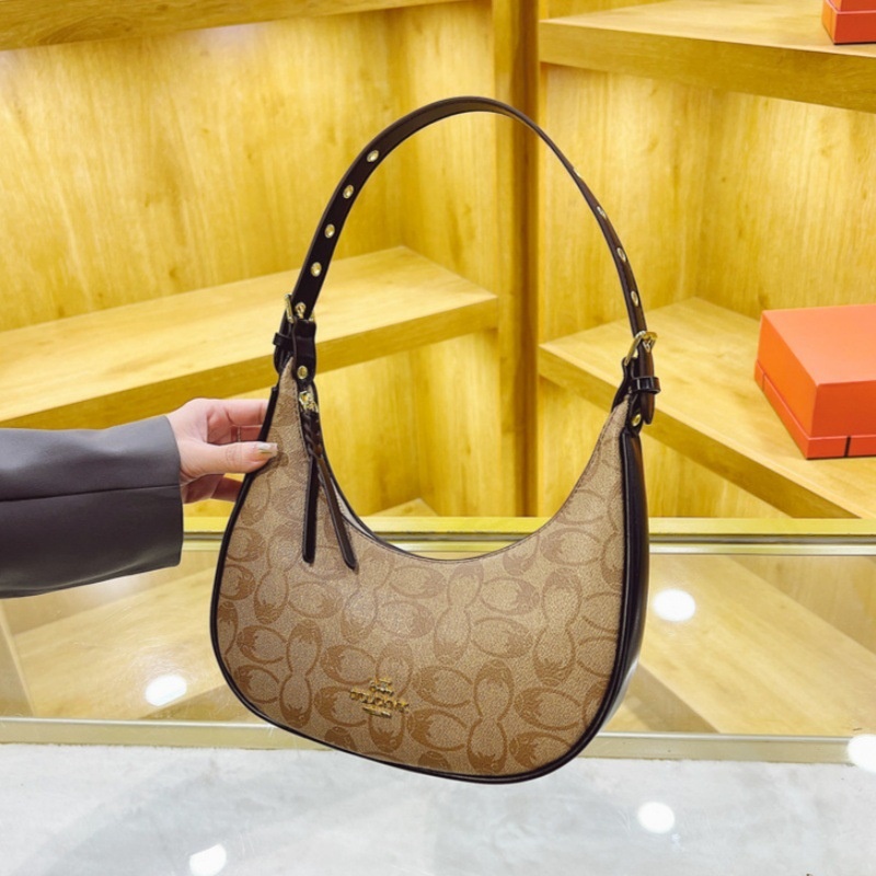 Free shipping 2025 designer women's luxury bag, new fashionable retro crossbody bag, armpit bag, shoulder bag black