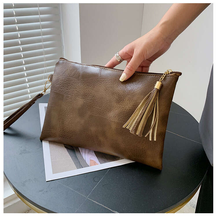 Autumn Winter Clutch for Women, Textured Design Underarm Bag, Fashionable Tassel Pleated Shoulder Bag