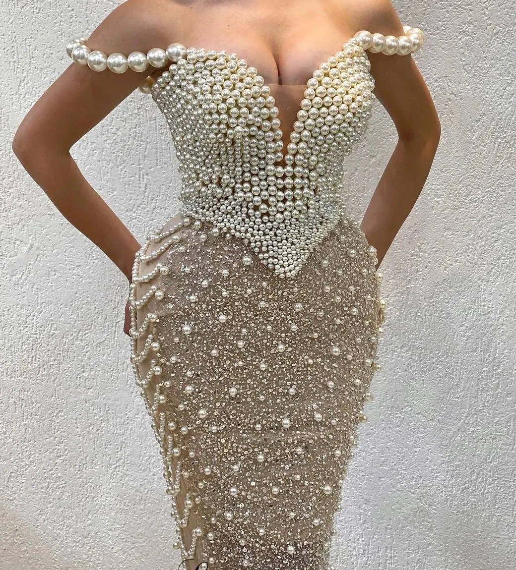 Luxury Pearls Beaded Prom Dresses Elegant Off The Shoulder Evening Dress Floor Length Sequined Celebrity Party Gown Customized