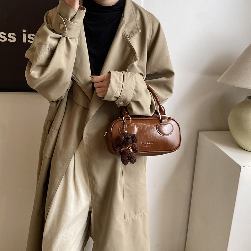 Free Shipping 2025 New Designer Bag Luxury Wallet Fashion Shoulder Crossbody Bag Niche Retro Fashion Handbag