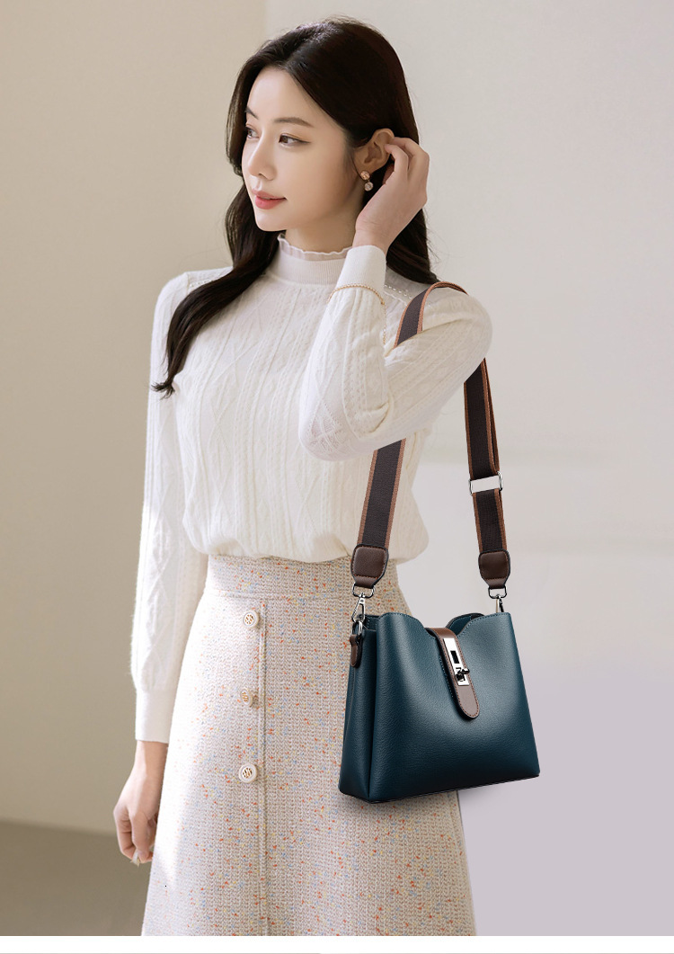 free shipping Genuine Leather Bag 2024 designer New Fashion Bucket Mom Crossbody Luxury Bag Simple Shoulder Strap Soft Leather Women's Bag