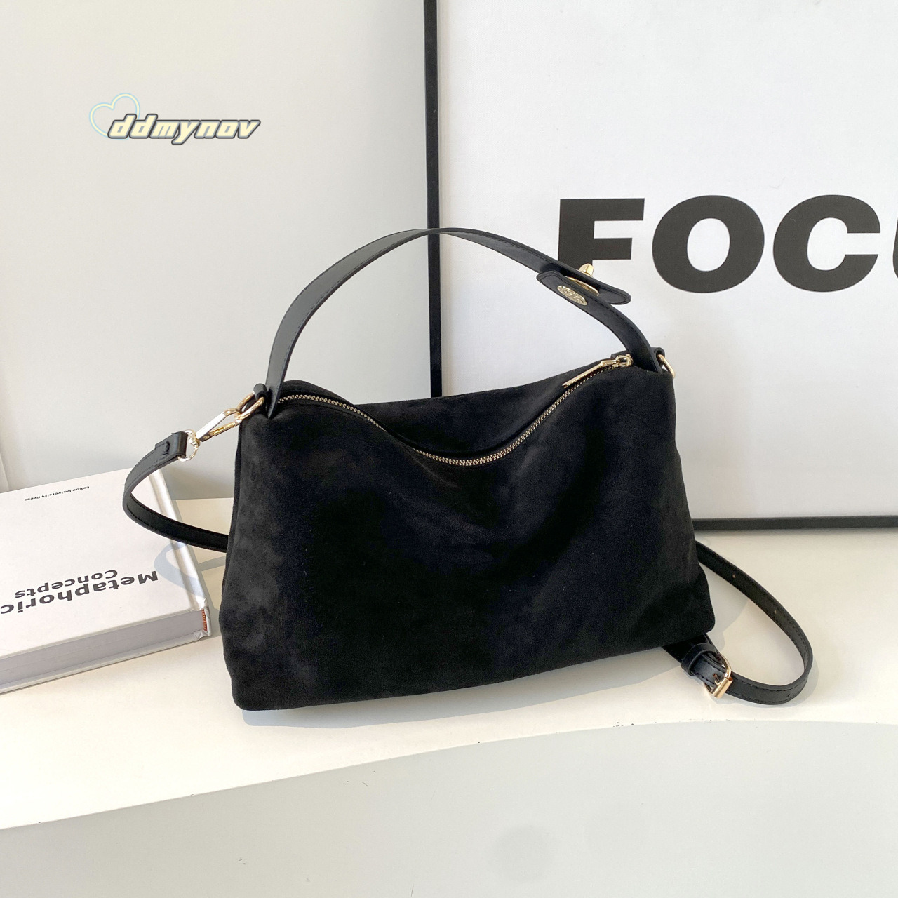 Suede Pillow 2024 Trend Strap Lock Texture Large Capacity Single Shoulder Crossbody Bag Simple Handbag ddmynov