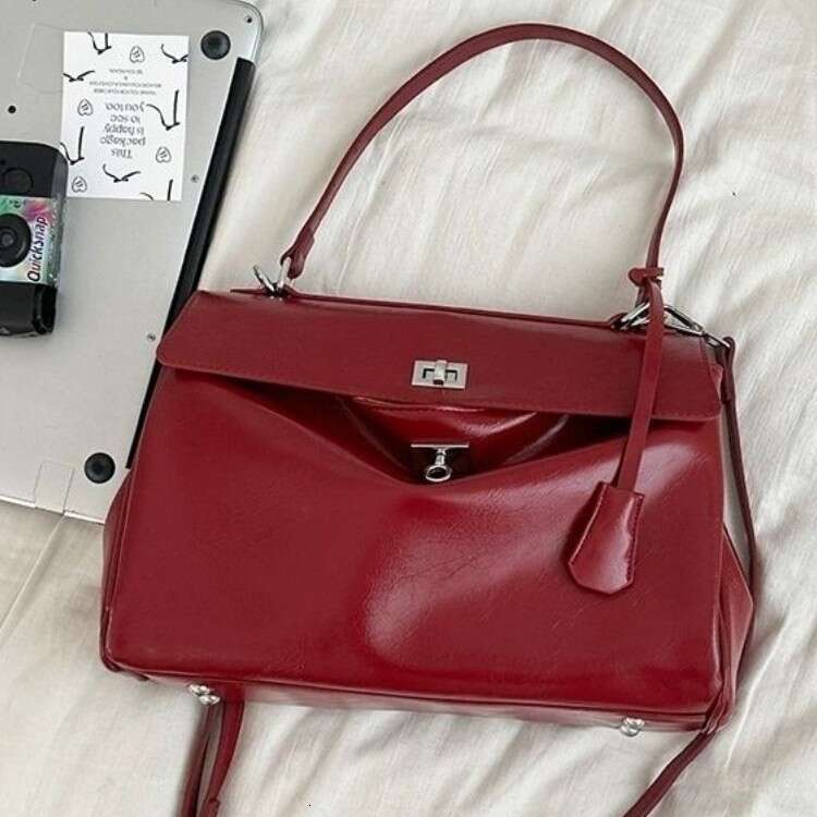 2025 New Large Capacity Commuter Crossbody High-end Solid Color Soft Leather Handbag Tote Fashion Simple Bag
