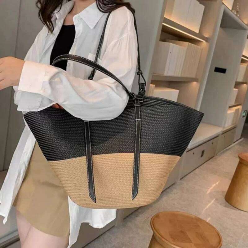 Classic Large Capacity Woven Fashion Grass Beach Leisure Women's Travel Shoulder Bag