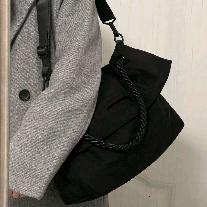 2025 Large Capacity Crossbody Korean Style College Trend Fashion Shoulder Solid Color Nylon Simple Thick Strap Bag