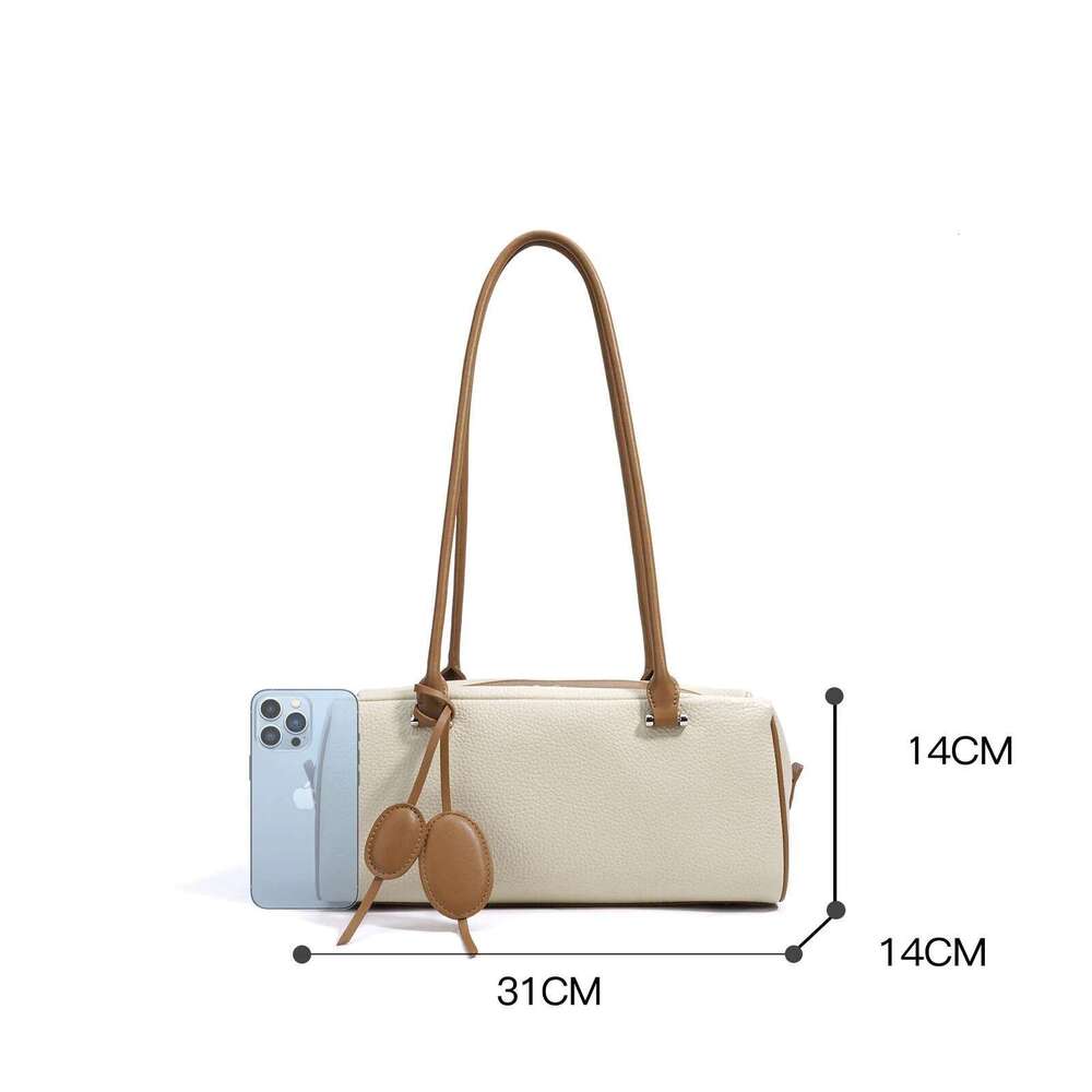 2025 New Women's Genuine Leather Armpit Bag Light Inspired Fashion Design Minimalist Commuting Charm Accent Essentials