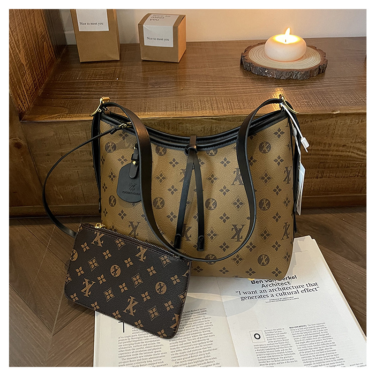 Free shipping 2025 designer Shoulder Bags womans ladies flap lady square handbag women crossbody Underarm Large capacity tote bag