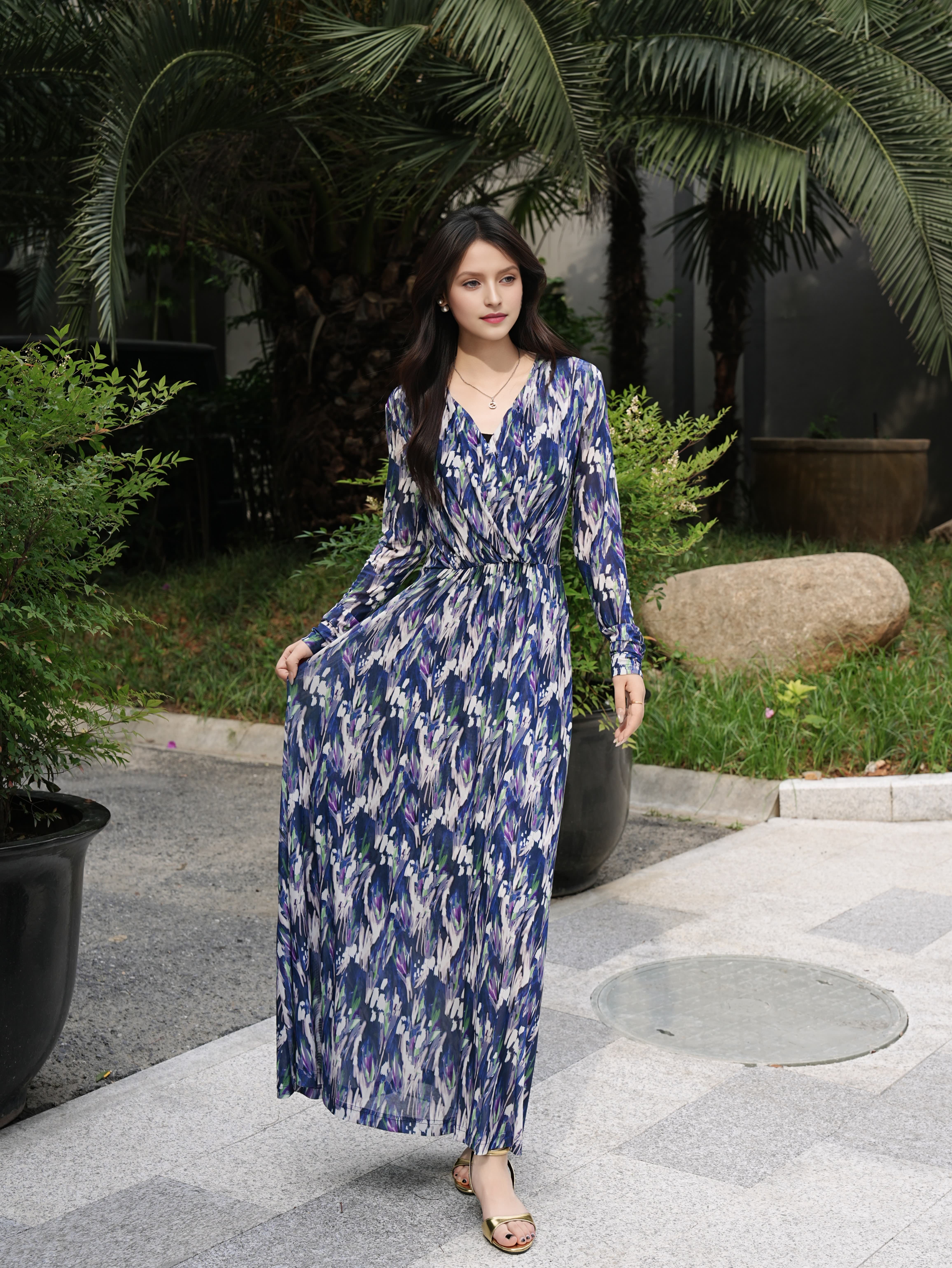 HZHJ New Original Blue Shadow Oil Painting Slimming Dress with Mid Sleeve Flower Luxury Show