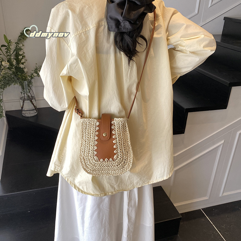 2025 New Summer Straw Small Stylish Versatile Crossbody Fashionable Woven Shoulder Bag ddmynov