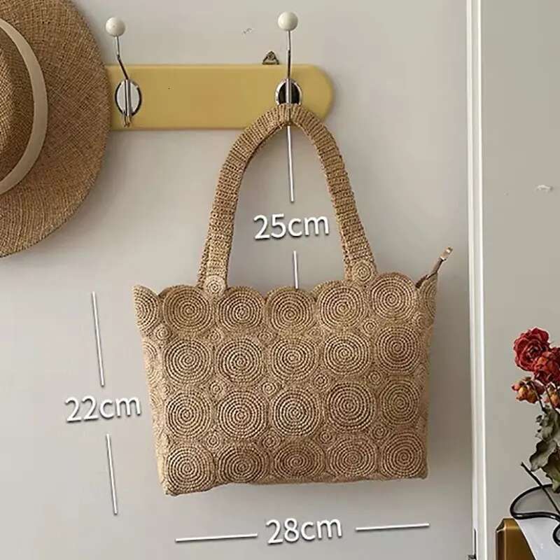 French Designer Style Romantic Raffia Grass Handmade Weaving Shoulder Bag Women Fashion Retro Underarm Handbag
