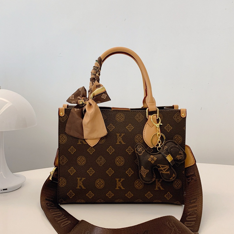 Free Shipping 2025 Designer Women's Luxury New Printed Small Bag Old Flower Light Luxury Korean Style Shoulder Bag