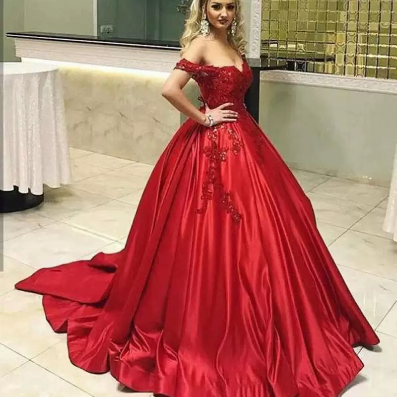 Elegant Arabic Red Satin Ball Gown Prom Dresses Off Shoulder Lace Appliques Long Reception Gown Formal Evening Dress For Women 2025