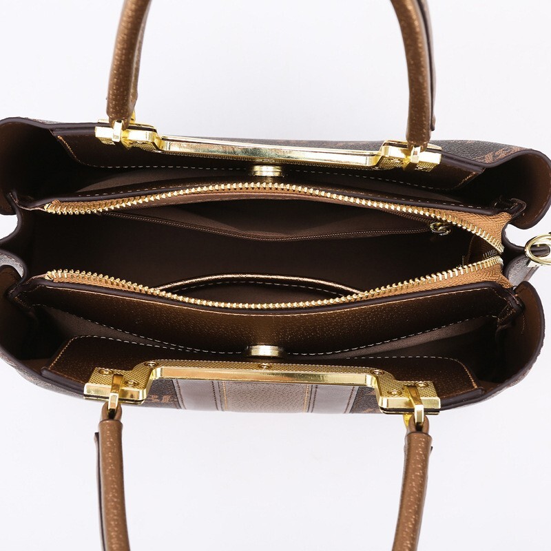Tote for Women Large Capacity Hot Selling Fashionable Elegant Handbag Versatile Commuter Crossbody Bag
