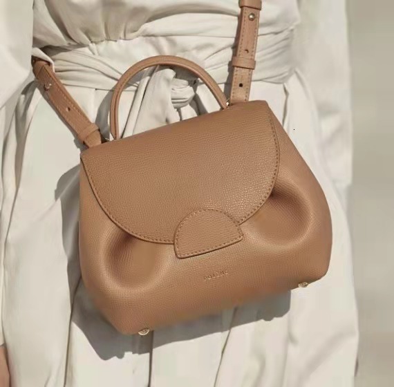 Free Shipping French Niche Luxury Fashion Classic Single Shoulder Crossbody Women's Bag Designer Casual Versatile Shoulder Bag Piggy Bag Handbag